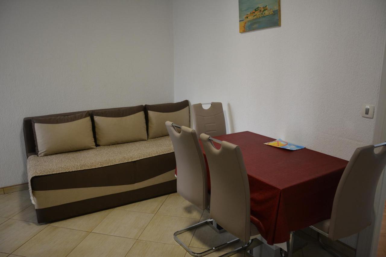 Apartments Djedovic 2 Petrovac 외부 사진