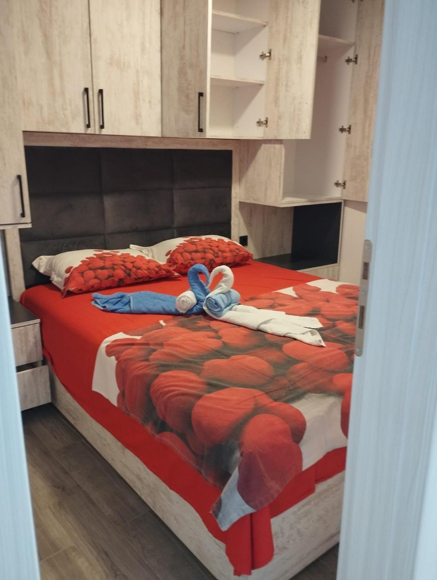 Apartments Djedovic 2 Petrovac 외부 사진