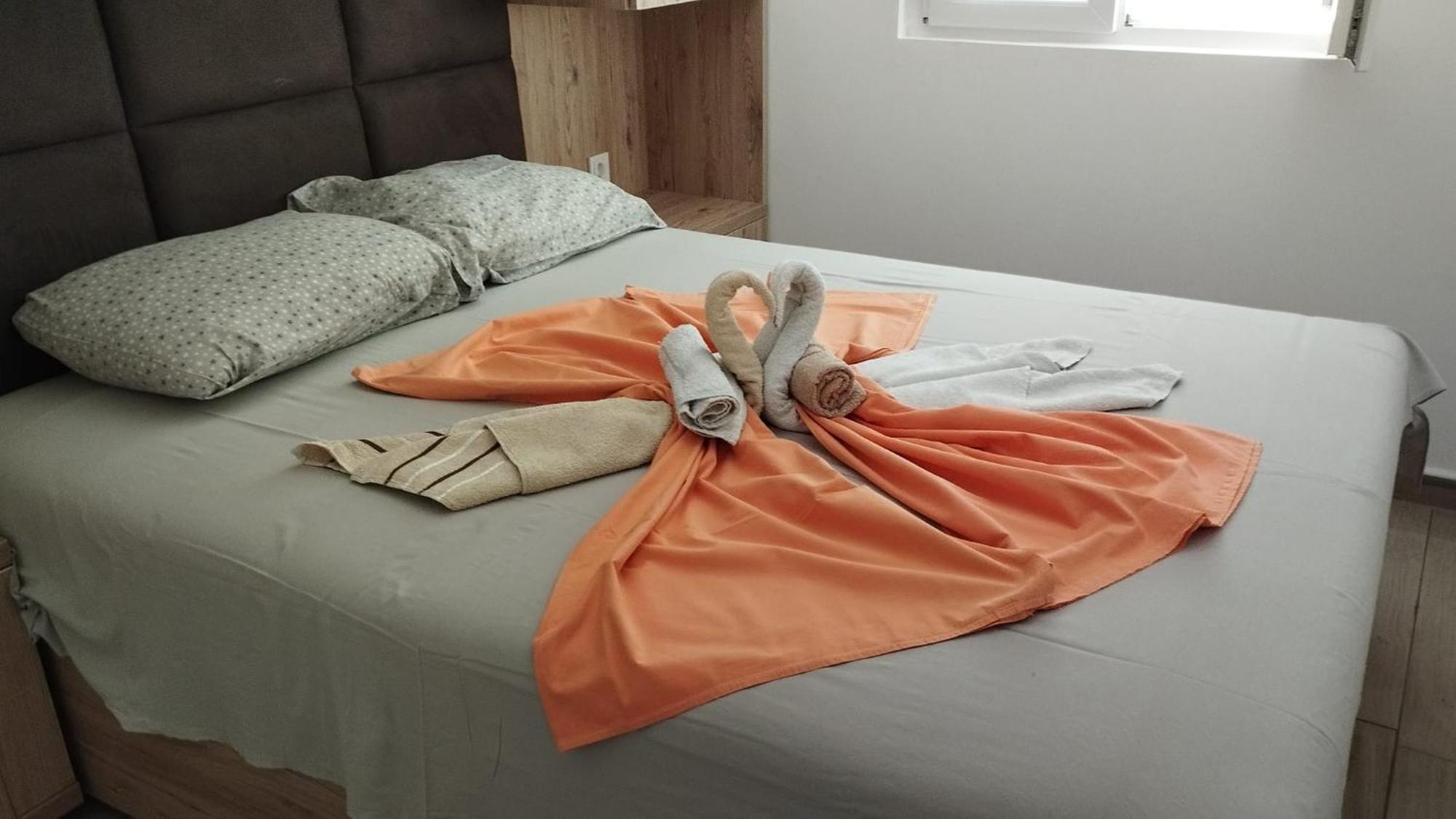Apartments Djedovic 2 Petrovac 외부 사진