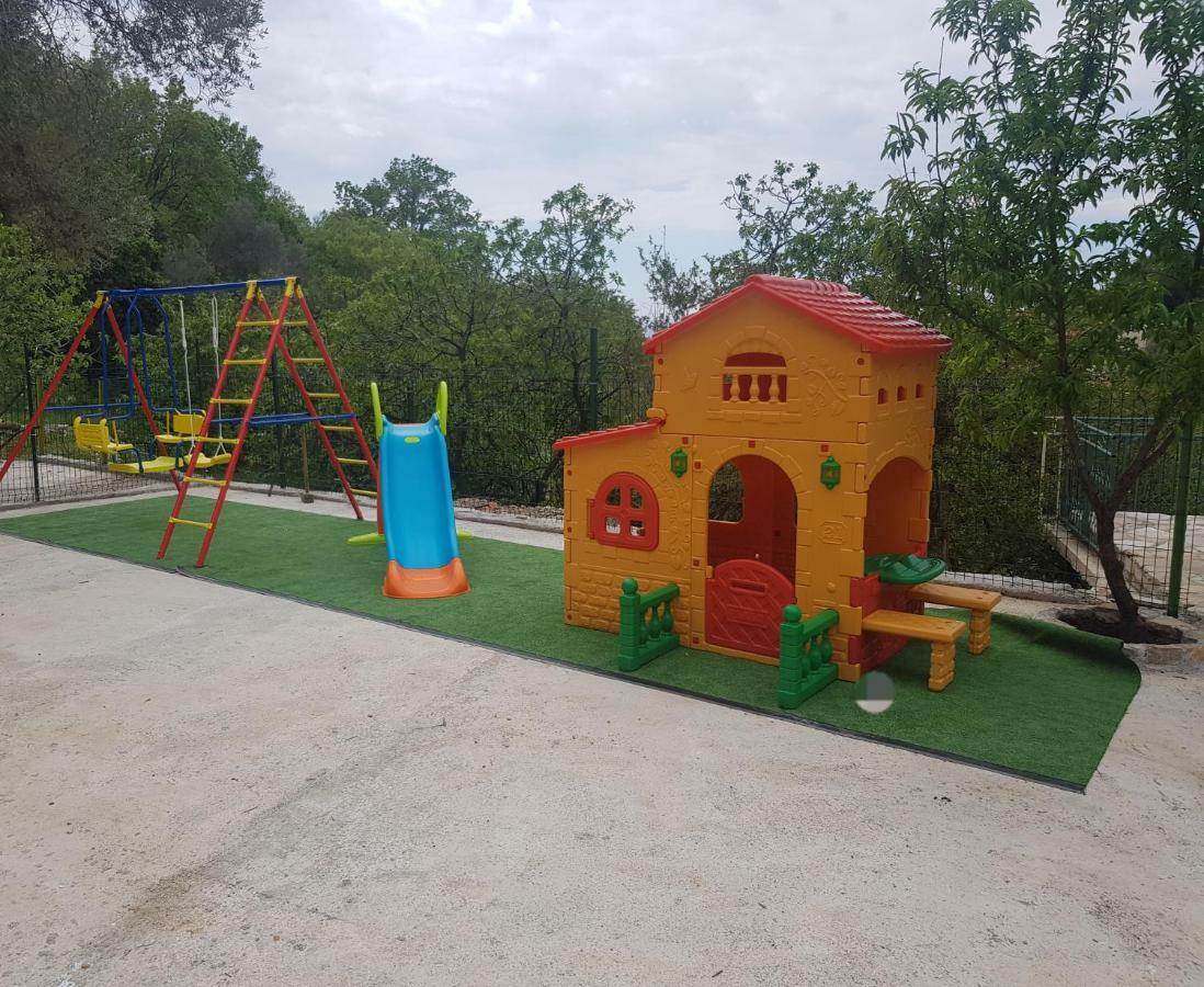 Apartments Djedovic 2 Petrovac 외부 사진