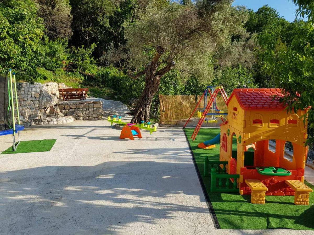 Apartments Djedovic 2 Petrovac 외부 사진