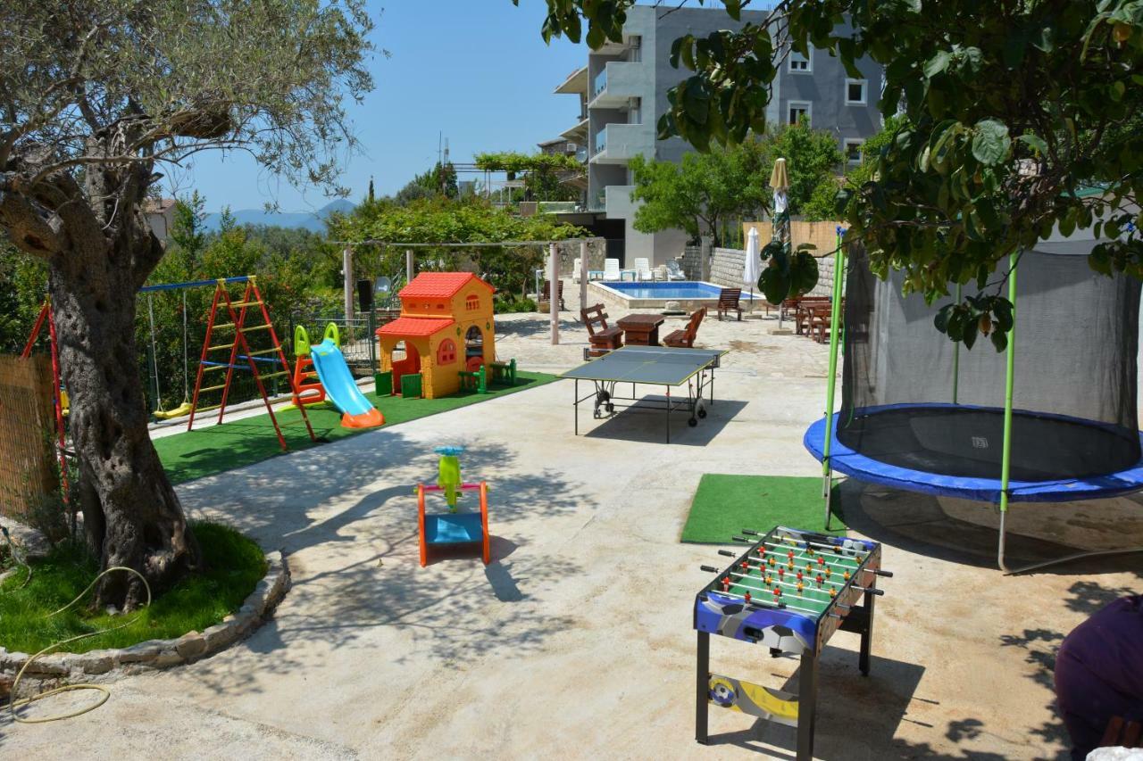 Apartments Djedovic 2 Petrovac 외부 사진