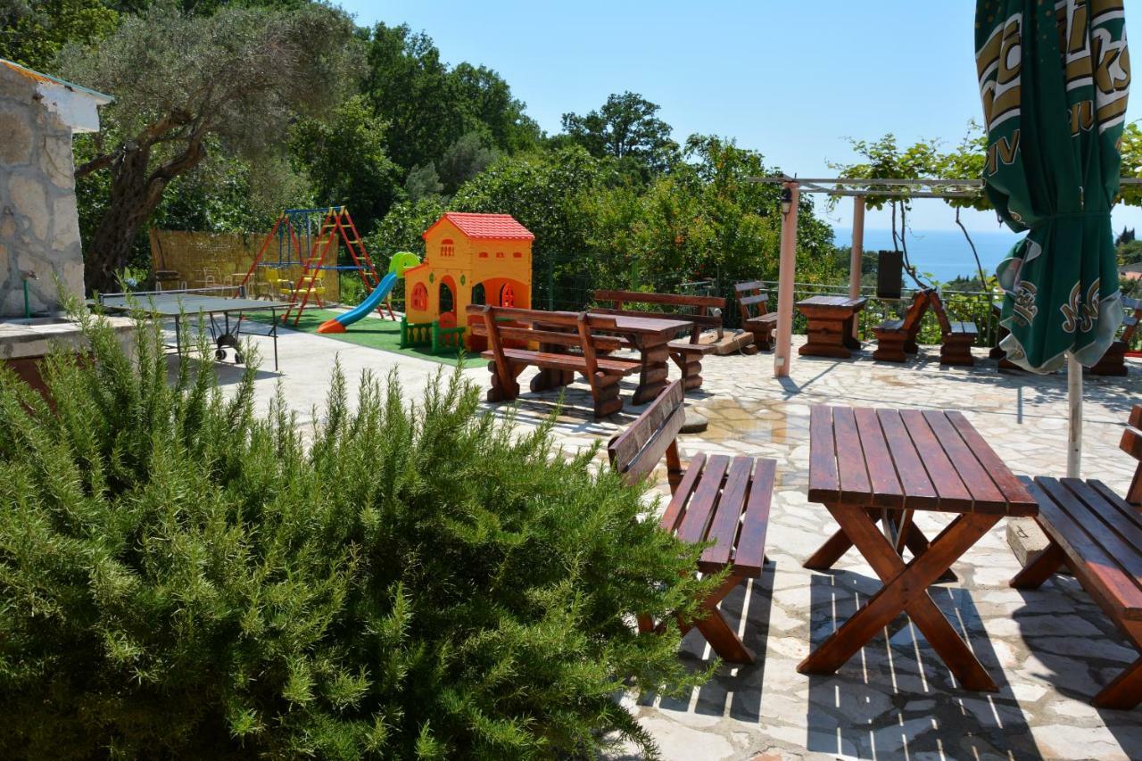 Apartments Djedovic 2 Petrovac 외부 사진
